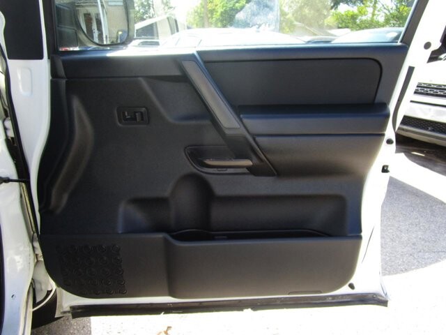 2008 Nissan Titan in Tampa, FL 33604-6914 - 2460260 15