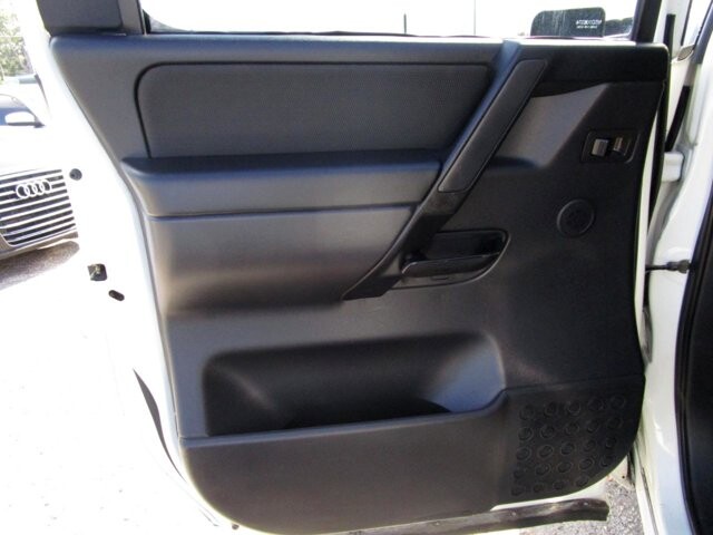 2008 Nissan Titan in Tampa, FL 33604-6914 - 2460260 16
