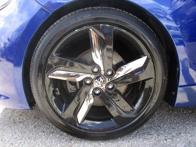 2015 Hyundai Veloster in Tampa, FL 33604-6914 - 2460261 20