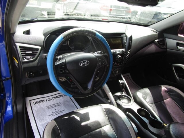 2015 Hyundai Veloster in Tampa, FL 33604-6914 - 2460261 13