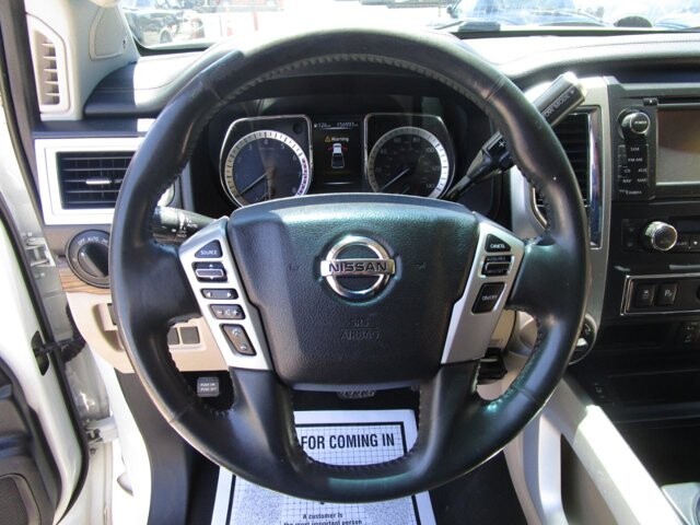 2017 Nissan Titan in Tampa, FL 33604-6914 - 2460262 4