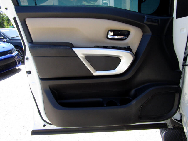 2017 Nissan Titan in Tampa, FL 33604-6914 - 2460262 20