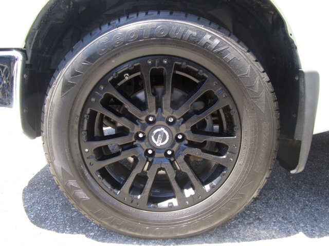 2017 Nissan Titan in Tampa, FL 33604-6914 - 2460262 23