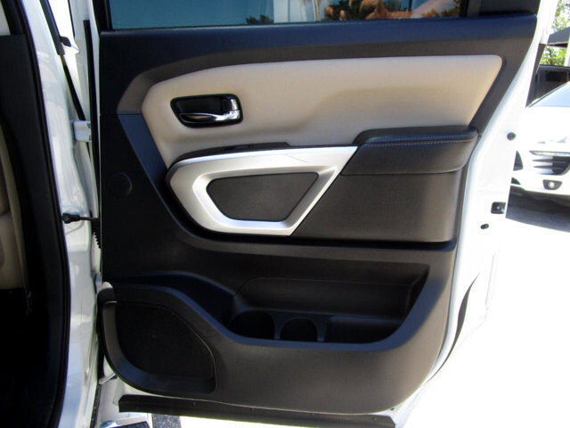 2017 Nissan Titan in Tampa, FL 33604-6914 - 2460262 19