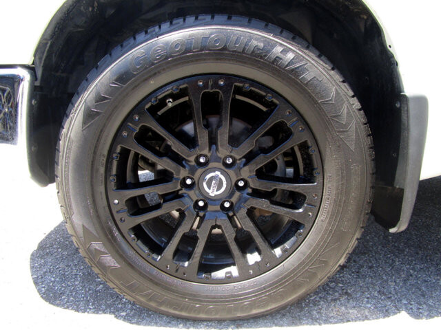 2017 Nissan Titan in Tampa, FL 33604-6914 - 2460262 23