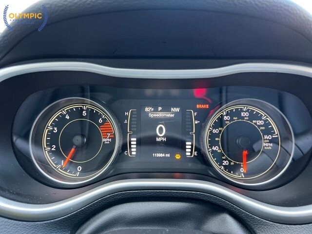 2018 Jeep Cherokee in Decatur, GA 30032 - 2460274 25