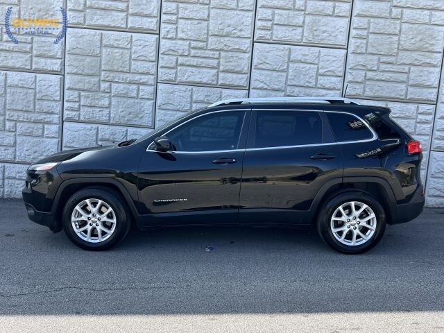 2018 Jeep Cherokee in Decatur, GA 30032 - 2460274 6