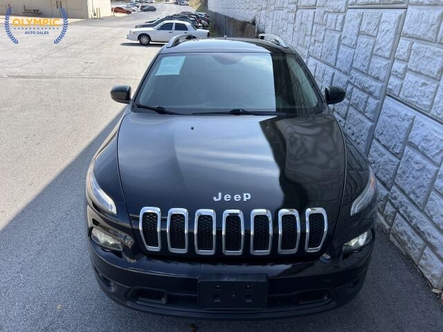 2018 Jeep Cherokee in Decatur, GA 30032 - 2460274 2