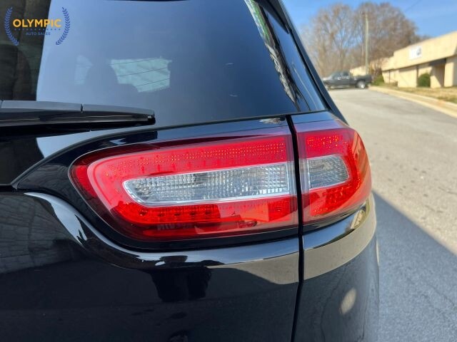 2018 Jeep Cherokee in Decatur, GA 30032 - 2460274 16
