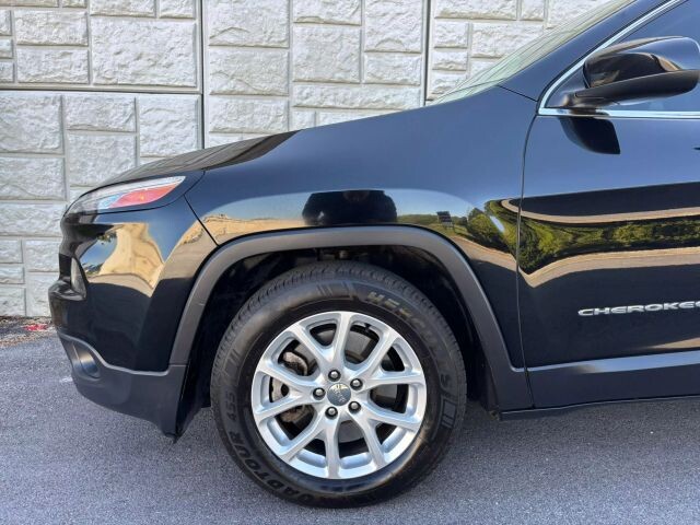 2018 Jeep Cherokee in Decatur, GA 30032 - 2460274 54