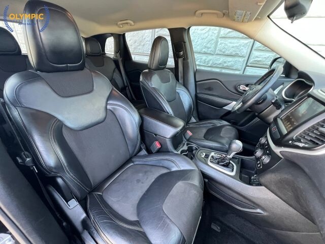 2018 Jeep Cherokee in Decatur, GA 30032 - 2460274 42