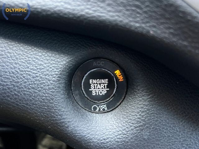 2018 Jeep Cherokee in Decatur, GA 30032 - 2460274 30