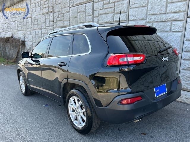 2018 Jeep Cherokee in Decatur, GA 30032 - 2460274 4
