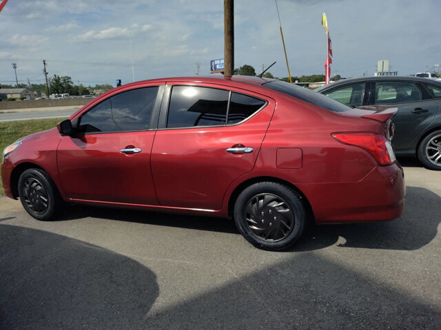 2017 Nissan Versa in North Little Rock, AR 72117-1620 - 2460795 3