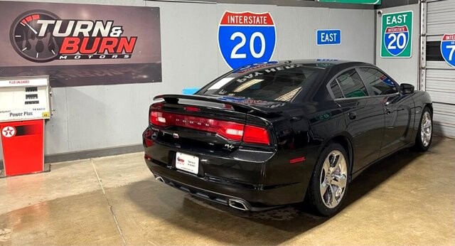 2014 Dodge Charger in Conyers, GA 30094 - 2461200 4