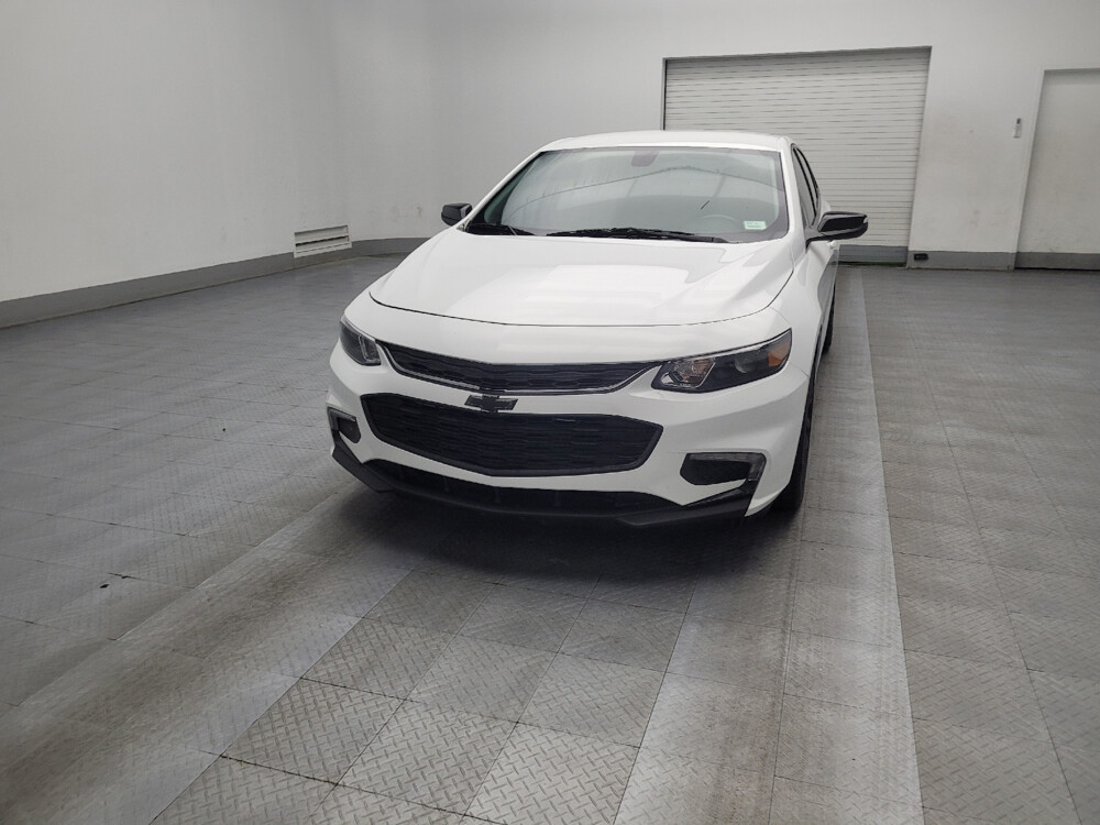 2018 Chevrolet Malibu in Jackson, MS 39211 - 2461965 15