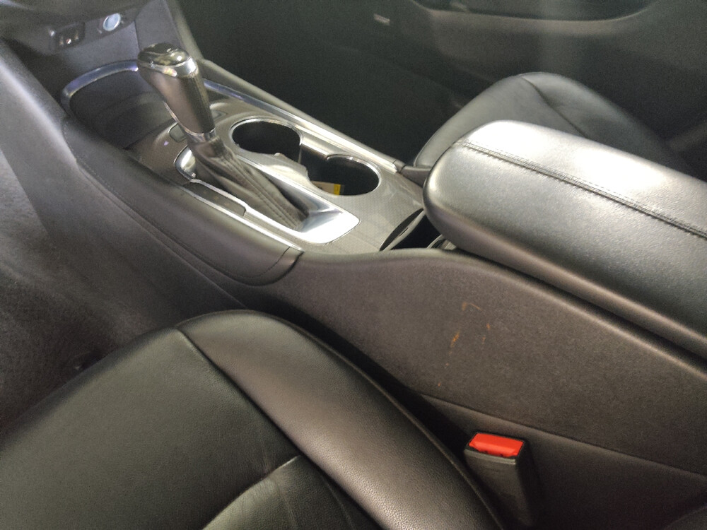 2018 Chevrolet Malibu in Jackson, MS 39211 - 2461965 26