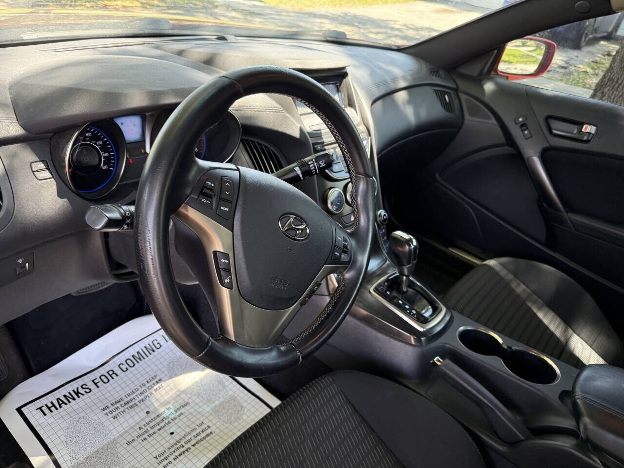 2013 Hyundai Genesis Coupe in Hollywood, FL 33023-1906 - 2461991 10