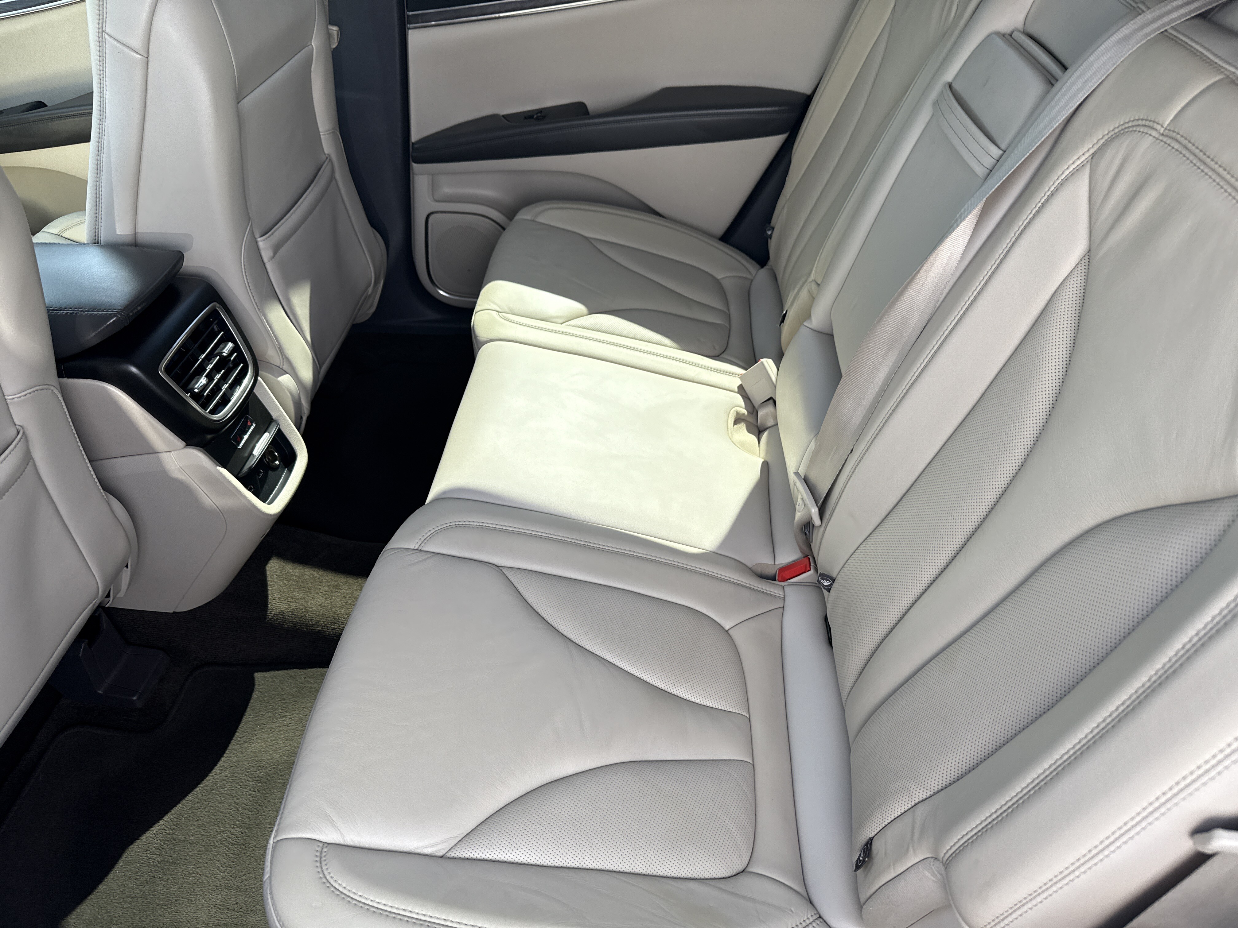 2016 Lincoln MKX in Phoenix, AZ 85022 - 2462434 17