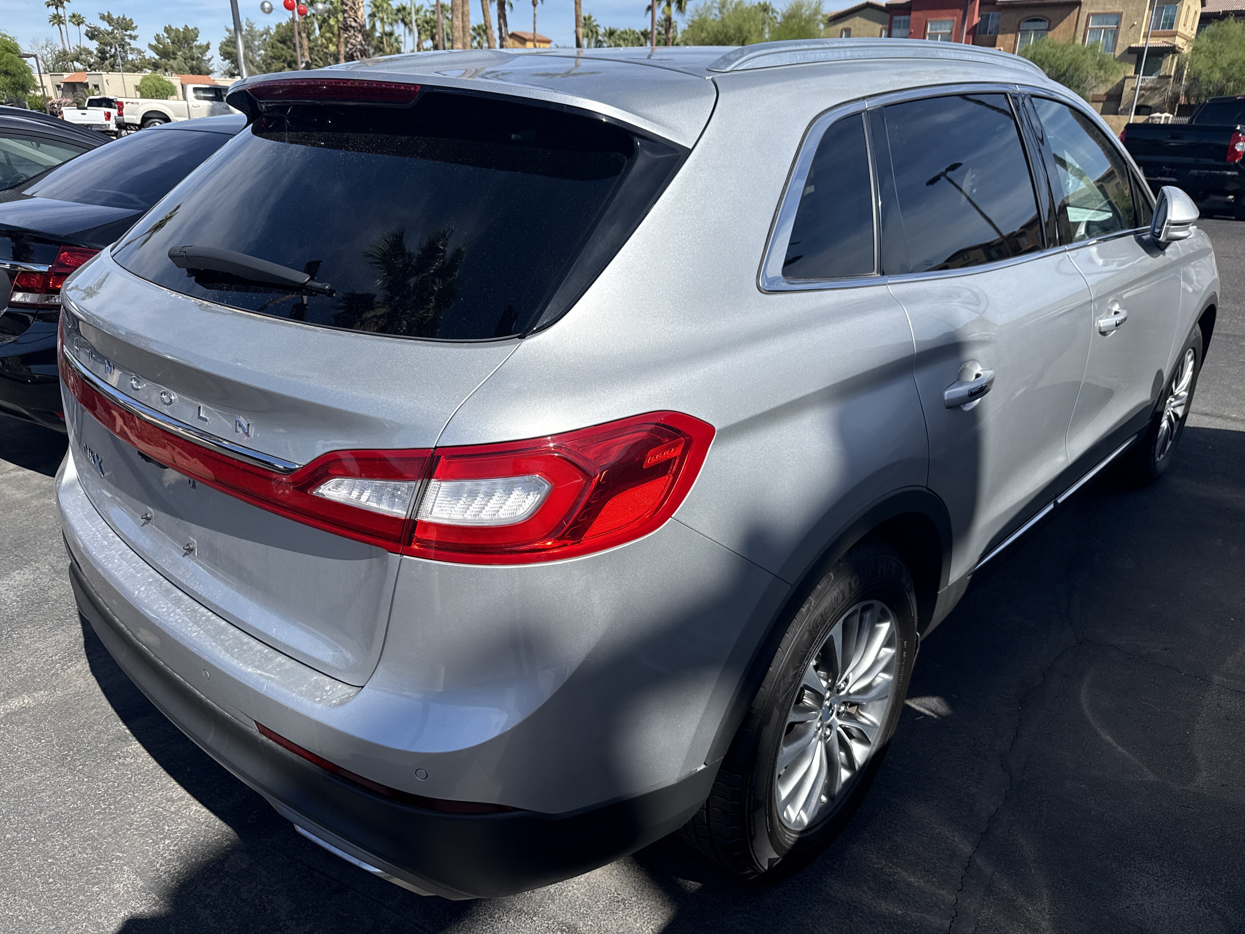 2016 Lincoln MKX in Phoenix, AZ 85022 - 2462434 13