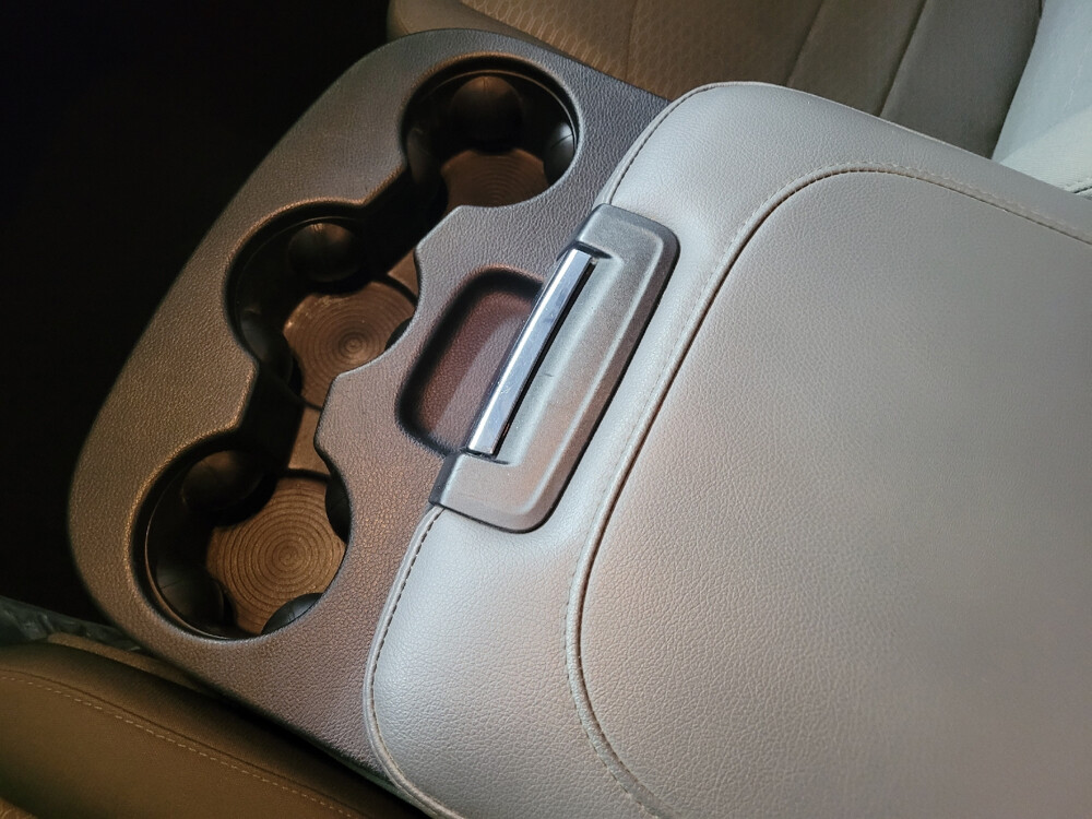 2016 RAM 1500 in Indianapolis, IN 46219 - 2462624 26