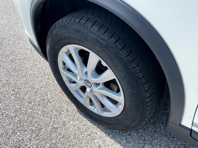 2019 Nissan Rogue in Baltimore, MD 21225 - 2462931 8