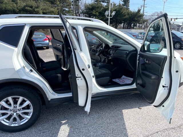 2019 Nissan Rogue in Baltimore, MD 21225 - 2462931 13
