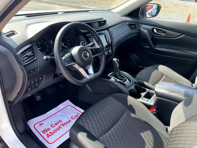 2019 Nissan Rogue in Baltimore, MD 21225 - 2462931 32
