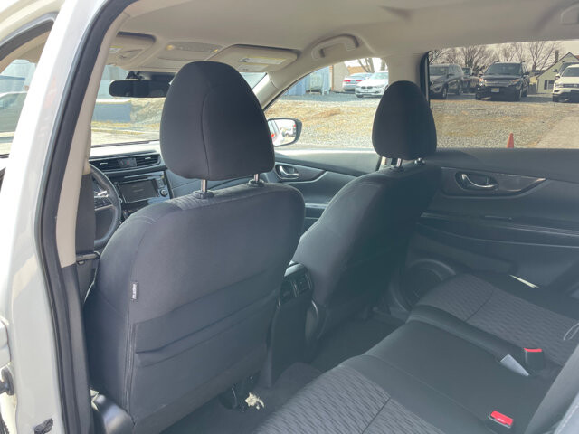 2019 Nissan Rogue in Baltimore, MD 21225 - 2462931 26