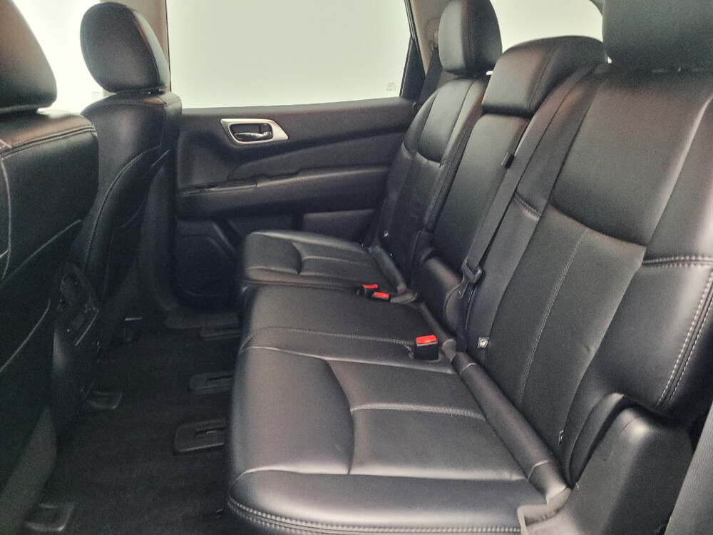 2017 Nissan Pathfinder in Chattanooga, TN 37421 - 2462977 18