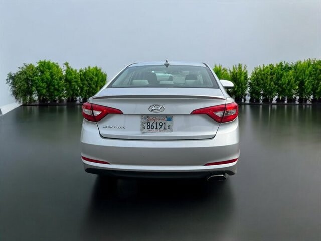 2017 Hyundai Sonata in COSTA MESA, CA 92626 - 2463345 6