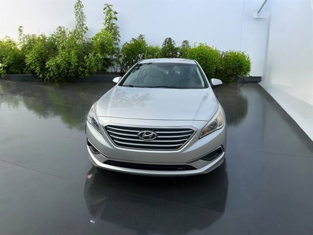 2017 Hyundai Sonata in COSTA MESA, CA 92626 - 2463345 2