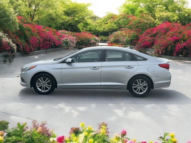 2017 Hyundai Sonata in COSTA MESA, CA 92626 - 2463345 12