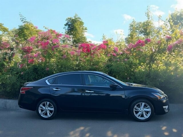 2013 Nissan Altima in COSTA MESA, CA 92626 - 2463348 5