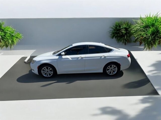 2015 Chrysler 200 in COSTA MESA, CA 92626 - 2463354 3