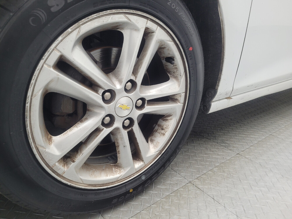 2017 Chevrolet Cruze in Pensacola, FL 32505 - 2463467 31