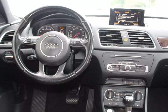 2016 Audi Q3 in Decatur, GA 30032 - 2463809 109