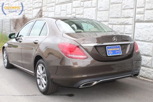 2015 Mercedes-Benz C 300 in Decatur, GA 30032 - 2464266 6