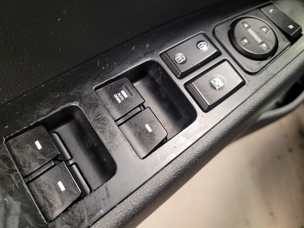 2018 Hyundai Elantra in Columbia, SC 29210 - 2464531 27