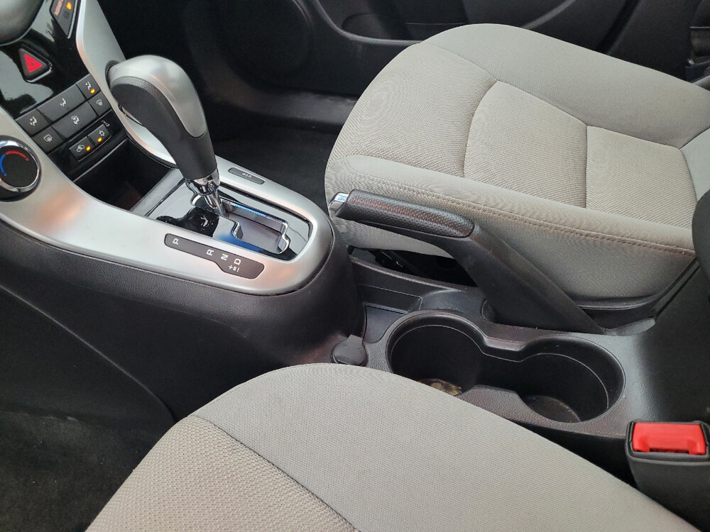 2016 Chevrolet Cruze in Fort Myers, FL 33907 - 2464891 26