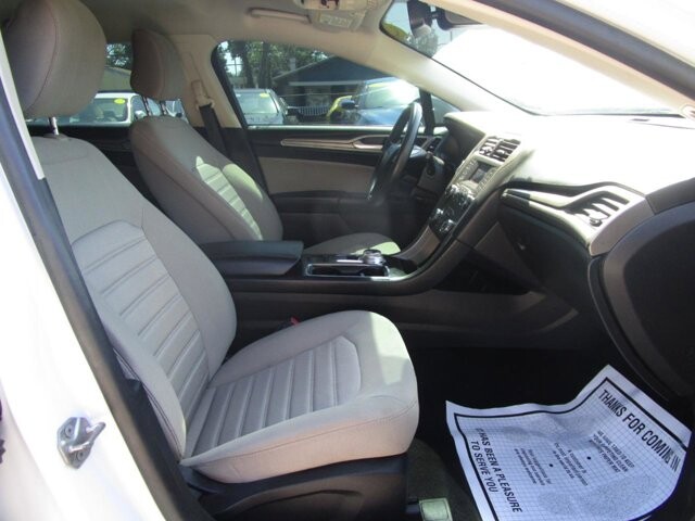 2020 Ford Fusion in Tampa, FL 33604-6914 - 2465015 7