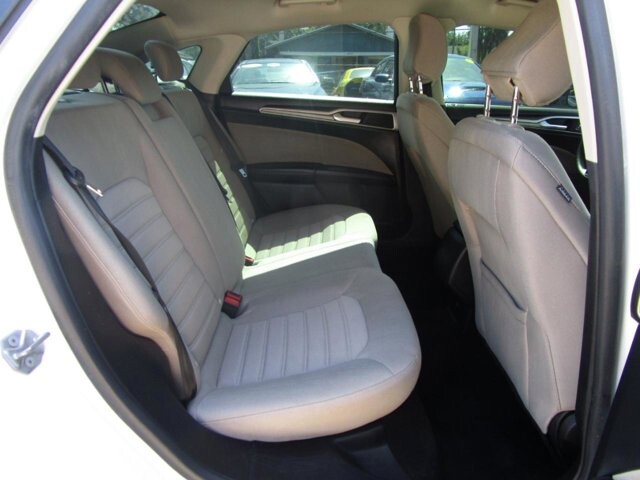 2020 Ford Fusion in Tampa, FL 33604-6914 - 2465015 9