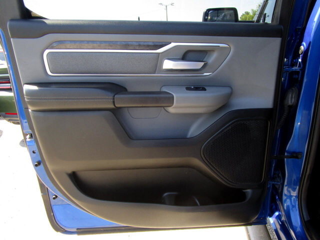 2019 RAM 1500 in Tampa, FL 33604-6914 - 2465019 18