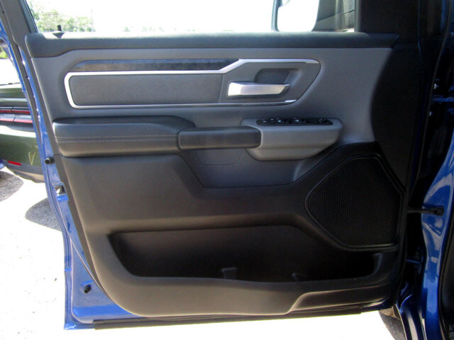 2019 RAM 1500 in Tampa, FL 33604-6914 - 2465019 16