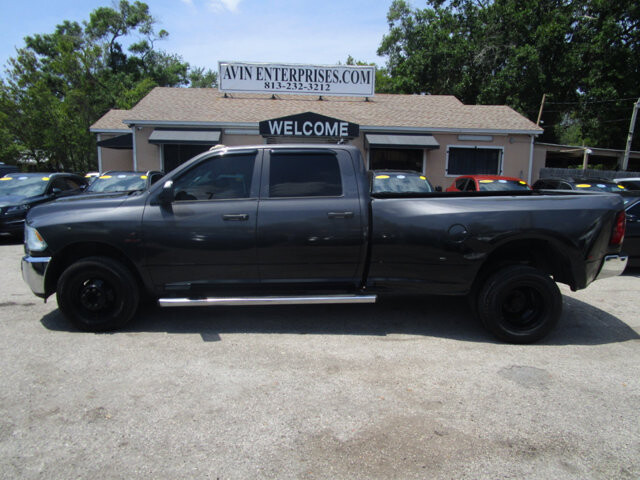 2014 RAM 3500 in Tampa, FL 33604-6914 - 2465020 25