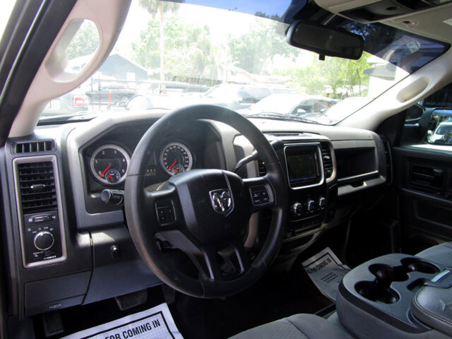 2014 RAM 3500 in Tampa, FL 33604-6914 - 2465020 10