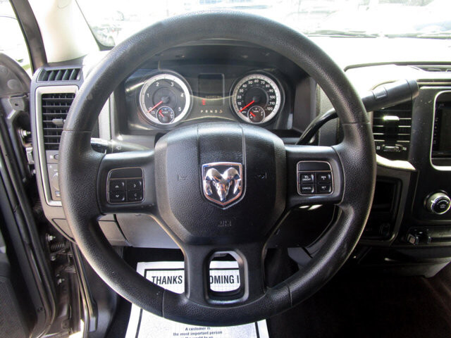 2014 RAM 3500 in Tampa, FL 33604-6914 - 2465020 4