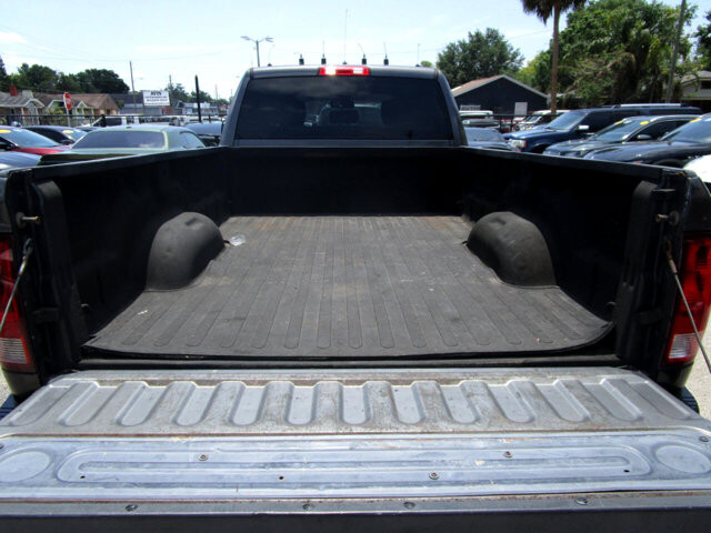 2014 RAM 3500 in Tampa, FL 33604-6914 - 2465020 23