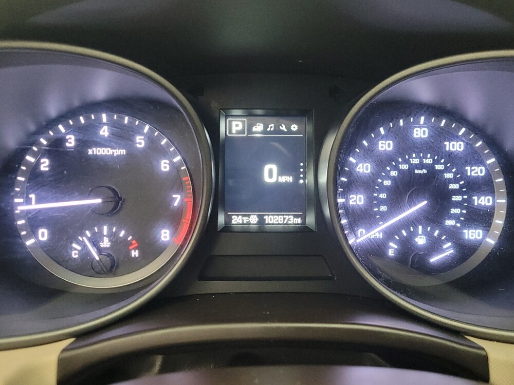 2017 Hyundai Santa Fe in Memphis, TN 38128 - 2465445 23