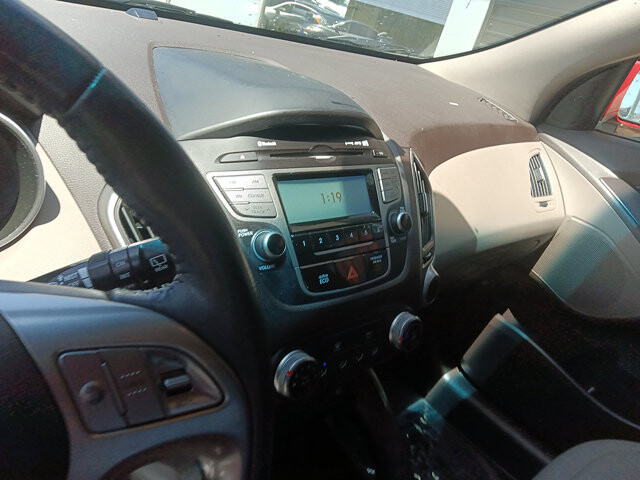 2012 Hyundai Tucson in DuBois, PA 15801 - 2465618 7